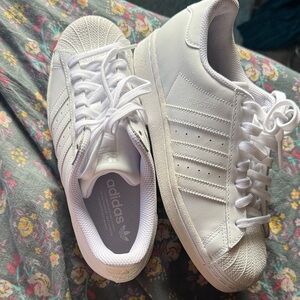 adidas White Women’s Superstar Low-Top Sneakers